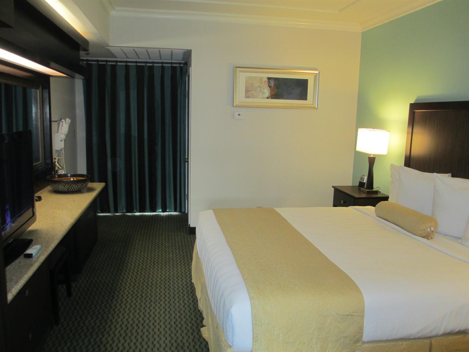 Best Western Plus Irvine Spectrum Lake Forest